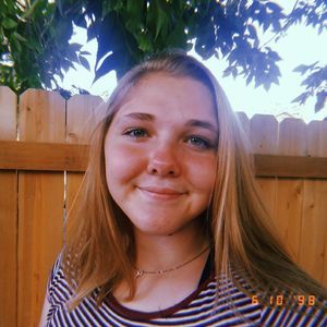 Meet your Posher, Monika